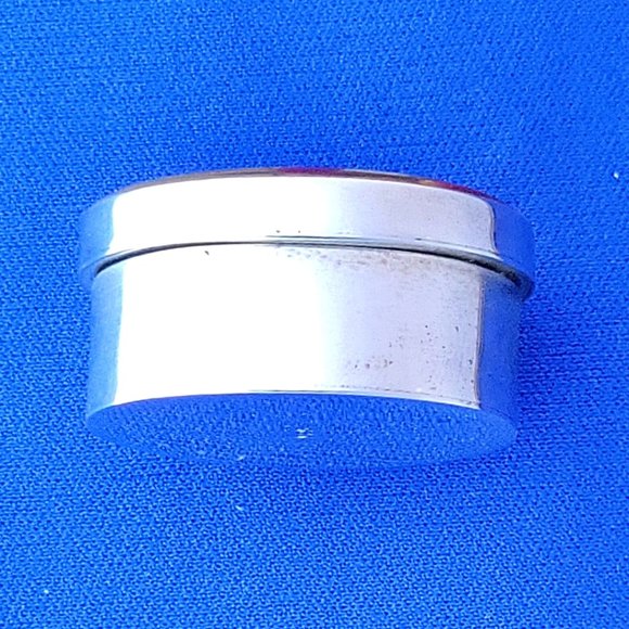 Sterling 925 Silver Box with 3 Real Miniature Rosebuds - Picture 4 of 7